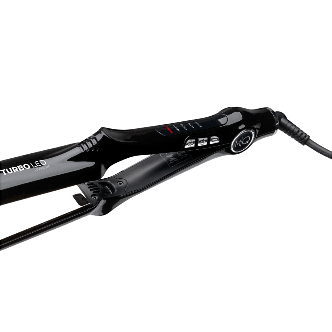 Piastra ergonomica professionale in titanio MQ PRO 480 TURBO - Keratinbooms